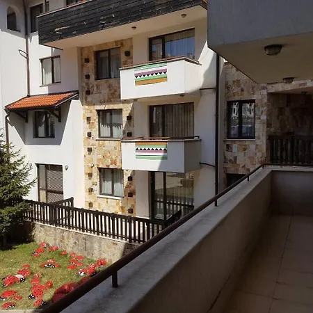 Dream 207 - Sleeps 4 Apartment *