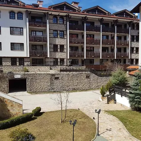 Dream 207 - Sleeps 4 *
