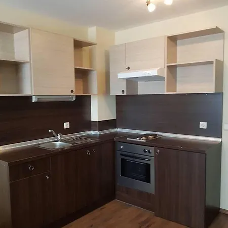 Dream 207 - Sleeps 4